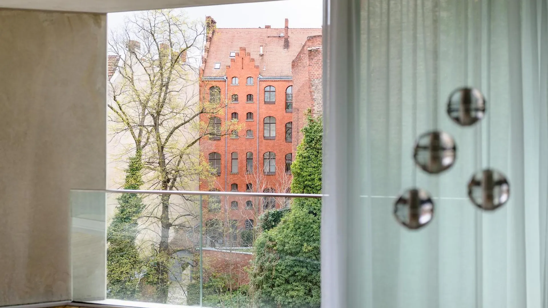 Wilmina Suites Berlin 5*,